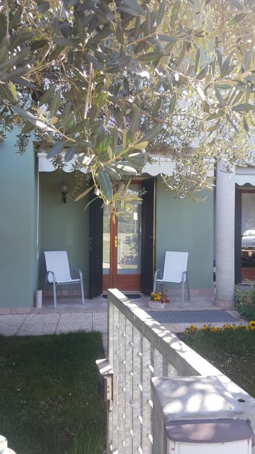 La Casa Sul Parco Apartment Valeggio sul Mincio Exterior foto